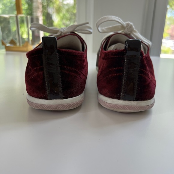Prada Sneakers in Good Condition Fits 7.5-8 - Picture 8 of 8